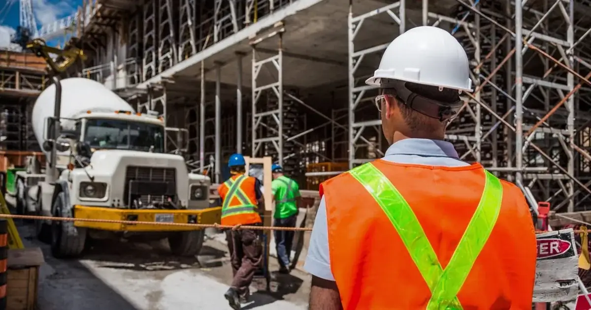 Contractor website design example with residential construction imagery and trust-focused contractor messaging